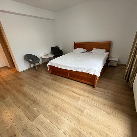 Natatiei Apartment Букурещ Екстериор снимка